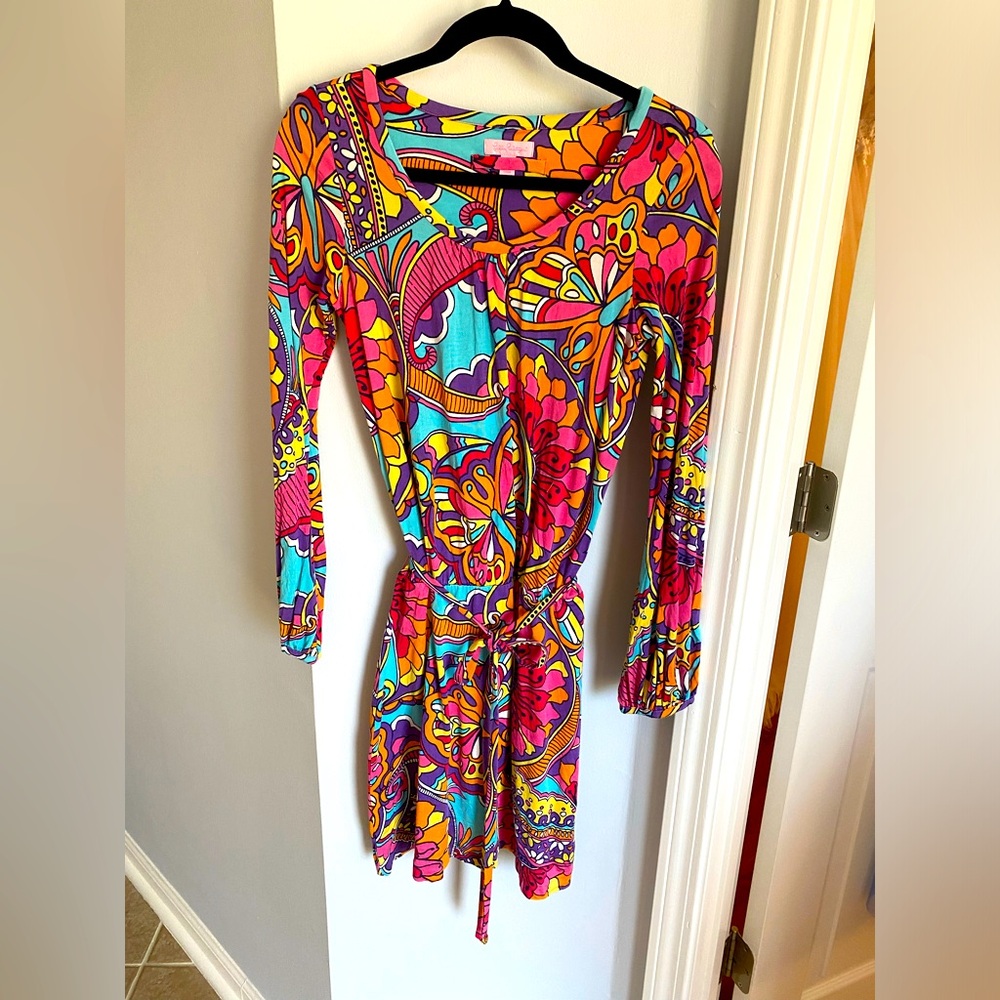 Vintage Lilly Pulitzer drop waist dress with long puffy sleeves. Size M.